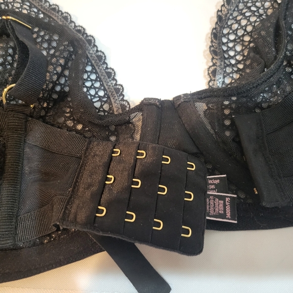 Victoria's Secret Black Mesh Bra - Picture 6 of 7